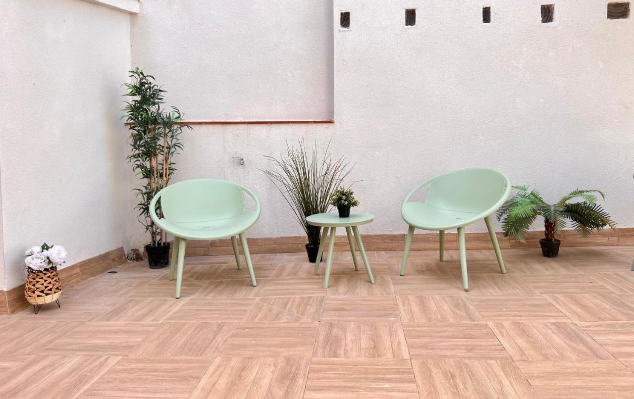 Crysoyle Apartment Barcelona Next To Camp Nou L'Hospitalet de Llobregat Exterior photo